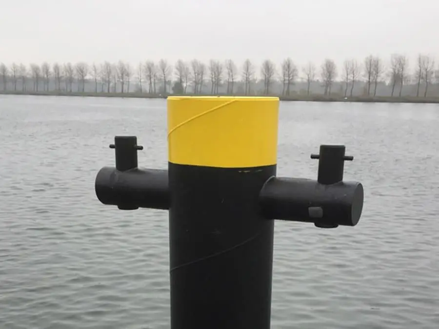 Aanmeerpaal van staal